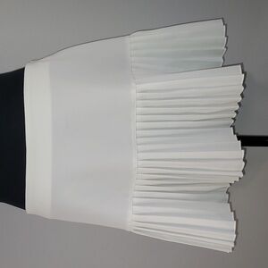 Vintage Studio Y White Pleated Tennis Academia Skirt Made in USA Size 11/12